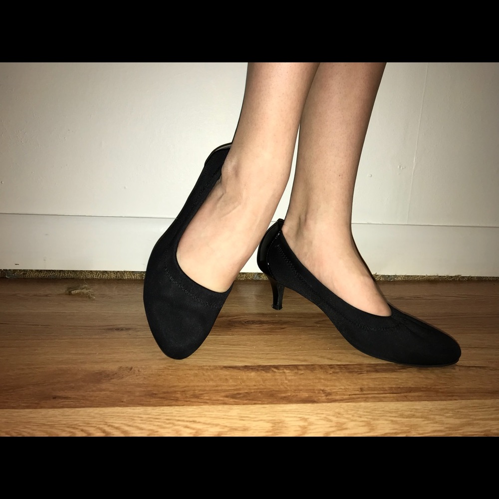 Croft and barrow black 1.5 inch heels. Size 7